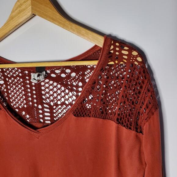 We the Free Dark burnt red oversized long sleeve top with Open Knit shoulders - Picture 2 of 8